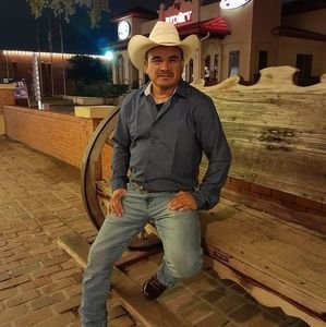 Meet your Posher, Fermín